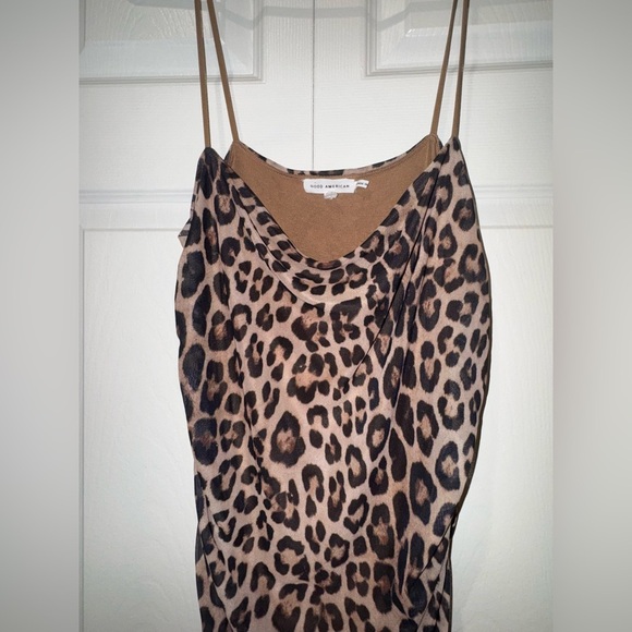 Good American Leopard Print rouged Dress. Size 5 Junior. EUC. - Picture 3 of 11